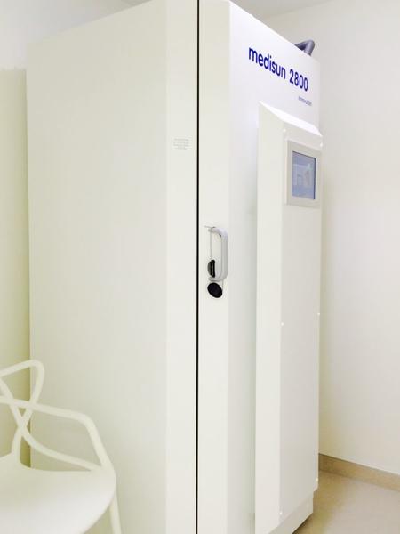 Vorbereitung für Lichttherapie bei Schuppenflechte